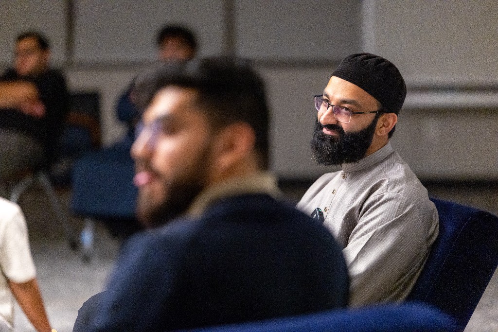 Community member listening during a Nuun event